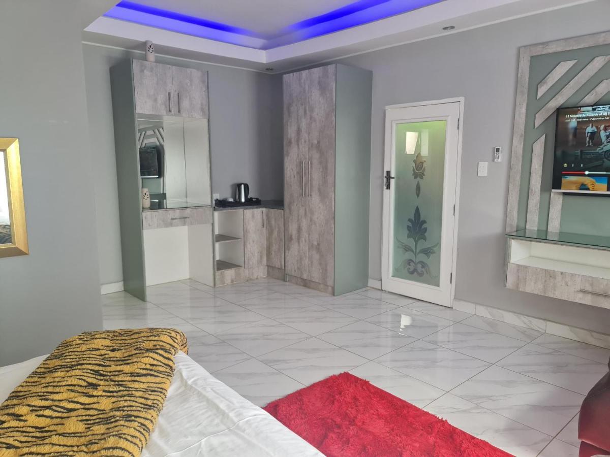 National Lodge Беноні Екстер'єр фото