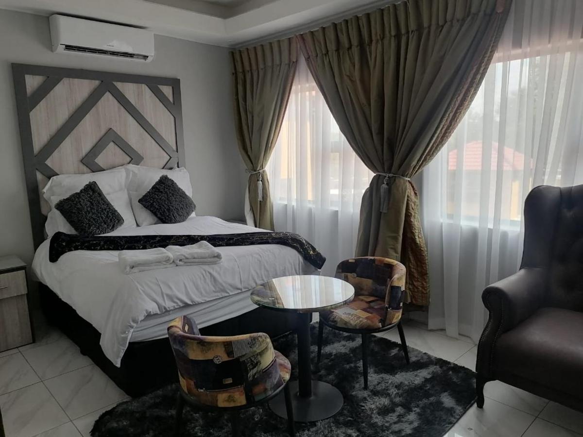 National Lodge Беноні Екстер'єр фото
