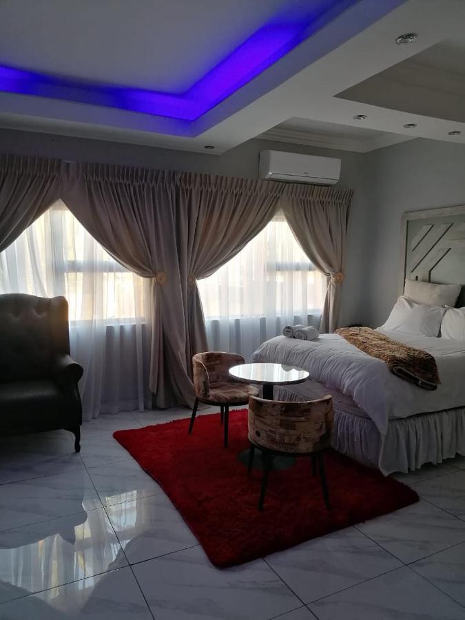 National Lodge Беноні Екстер'єр фото