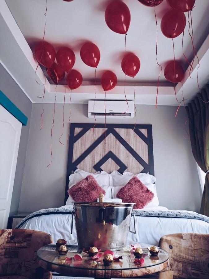 National Lodge Беноні Екстер'єр фото
